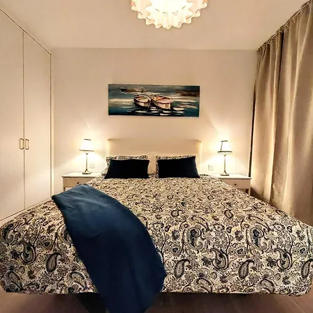 Апартаменты O Lar Da Mota ,playa Flamingo Коста Бланка