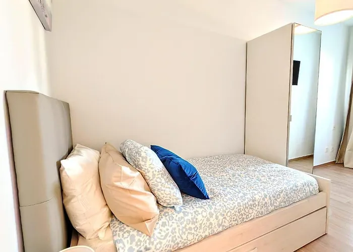 O Lar Da Mota ,playa Flamingo * Playa Blanca (Lanzarote)