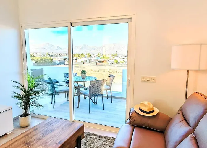 O Lar Da Mota ,playa Flamingo * Playa Blanca (Lanzarote)